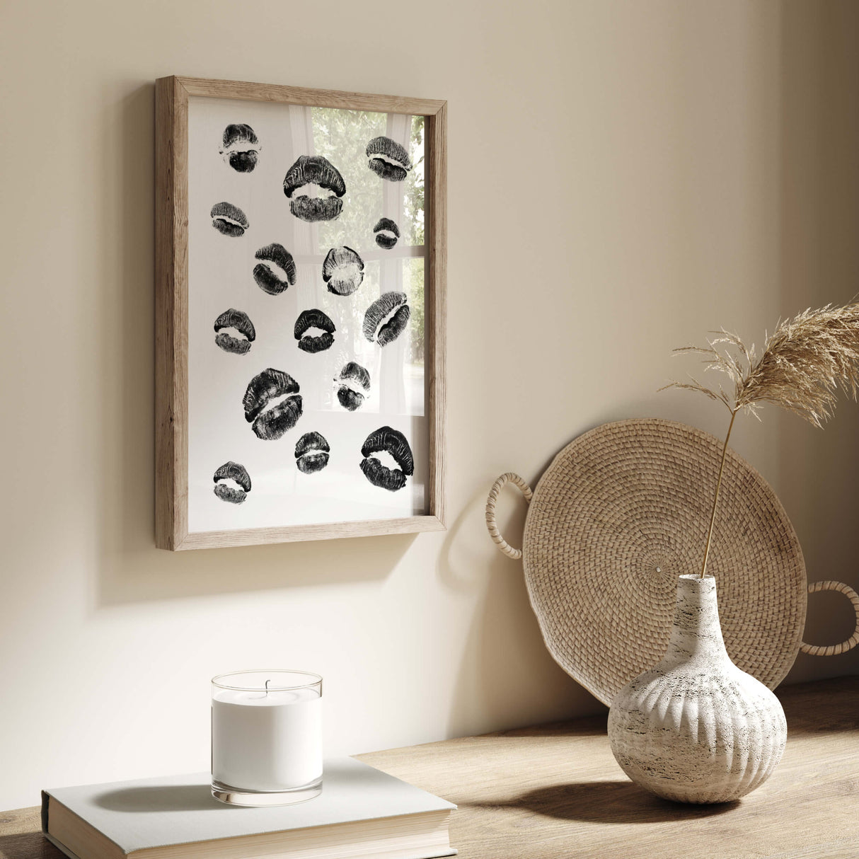 Black lipstick printable for fashion home decor, love home decor, valentine's day home decor.